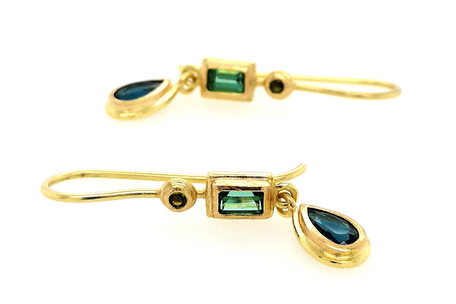 Ohrschmuck mit Turmalin und Gelbgold